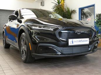 FORD MUSTANG MACH-E Standard Range 70kWh SUV 5dr Electric Automatic (269 ps)