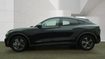 FORD MUSTANG MACH-E Standard Range 70kWh SUV 5dr Electric Automatic (269 ps)