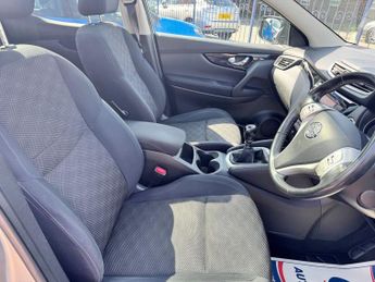NISSAN QASHQAI 1.6 DIG-T n-tec+ SUV 5dr Petrol Manual 2WD Euro 6 (s/s) (163 ps)