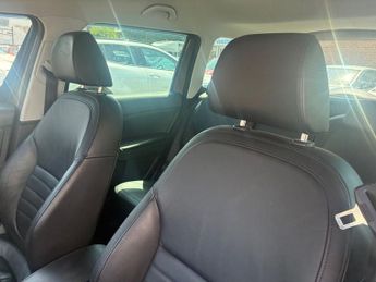 SKODA YETI 2.0 TDI Elegance Outdoor 5dr Diesel Manual Euro 5 (110 ps)
