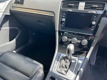 VOLKSWAGEN GOLF 2.0 TDI GTD Hatchback 5dr Diesel DSG Euro 6 (s/s) (184 ps)-1 Own