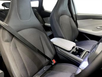 FORD EXPLORER Standard Range 52kWh Style SUV 5dr Electric Auto (170 ps)