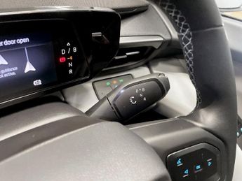 FORD EXPLORER Standard Range 52kWh Style SUV 5dr Electric Auto (170 ps)