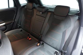 MERCEDES-BENZ EQA EQA 300 66.5kWh AMG Line SUV 5dr Electric Auto 4MATIC (228 ps)
