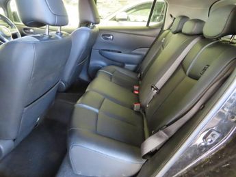 NISSAN LEAF 40kWh Tekna Hatchback 5dr Electric Auto (150 ps)