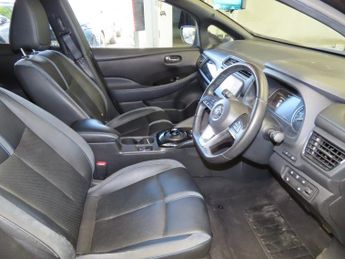 NISSAN LEAF 40kWh Tekna Hatchback 5dr Electric Auto (150 ps)
