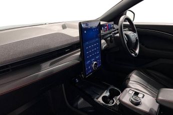 FORD MUSTANG MACH-E Extended Range 91kWh SUV 5dr Electric Automatic (294 ps)
