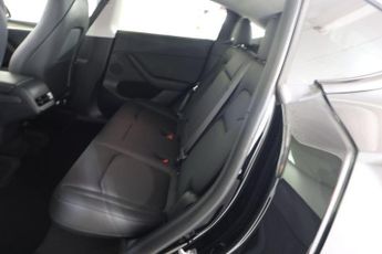 TESLA MODEL Y (Dual Motor) Performance Auto 4WDE 5dr
