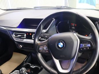 BMW 1 SERIES 1.5 118i Sport Hatchback 5dr Petrol DCT Euro 6 (s/s) (140 ps)