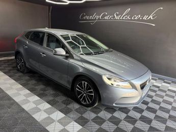 Volvo V40 2.0 T2 GPF Momentum Hatchback 5dr Petrol Manual Euro 6 (s/s) (12