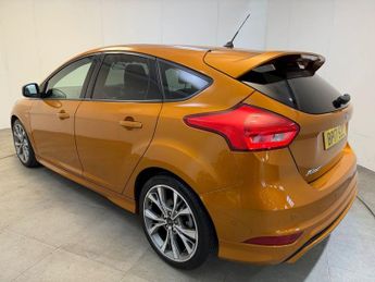 FORD FOCUS 1.5 TDCi ST-Line Hatchback 5dr Diesel Manual Euro 6 (s/s) (120 p