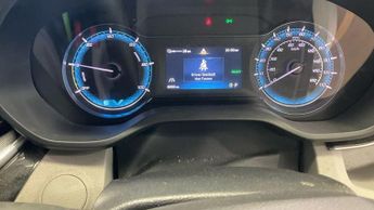 MAXUS EDELIVER 9 White 65kWh electric Luton, 6,000 miles, Automatic, CarPlay/Andr