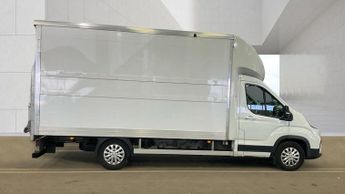 MAXUS EDELIVER 9 White 65kWh electric Luton, 6,000 miles, Automatic, CarPlay/Andr