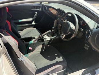 TOYOTA GT86 2.0 Boxer D-4S Coupe 2dr Petrol Auto (200 ps)
