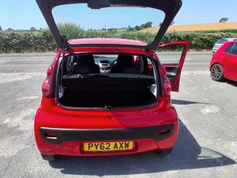 PEUGEOT 107 1.0 12V Active Hatchback 5dr Petrol Manual Euro 5 (68 ps)