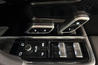 LAND ROVER RANGE ROVER 3.0 P400 MHEV HSE SUV 5dr Petrol Auto 4WD Euro 6 (s/s) (400 ps) 
