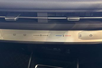 MAXUS MIFA 9 90kWh Luxury MPV 5dr Electric Auto (244 ps) Sunroof, 360 Degree 