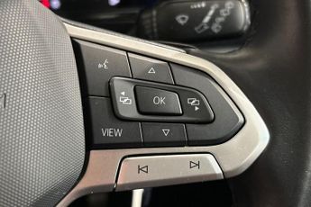 VOLKSWAGEN T-CROSS 1.0 TSI Black Edition SUV 5dr Petrol DSG Euro 6 (s/s) (110 ps) F