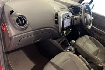 RENAULT CAPTUR 1.5 dCi ENERGY Iconic SUV 5dr Diesel EDC Euro 6 (s/s) (90 ps) Re