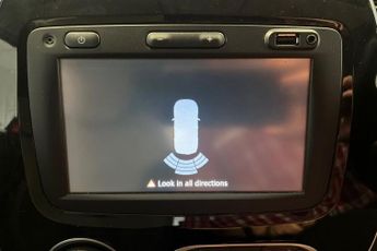 RENAULT CAPTUR 1.5 dCi ENERGY Iconic SUV 5dr Diesel EDC Euro 6 (s/s) (90 ps) Re
