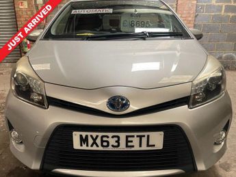 Toyota Yaris 1.5 VVT-h T Spirit Hatchback 5dr Petrol Hybrid CVT Euro 5 (101 p