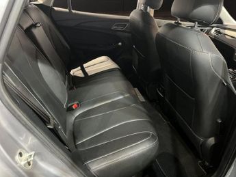 MG MG5 52.5kWh Exclusive Estate 5dr Electric Auto (156 ps)