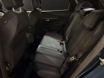 PEUGEOT 3008 1.5 BlueHDi Allure Premium + SUV 5dr Diesel EAT Euro 6 (s/s) (13