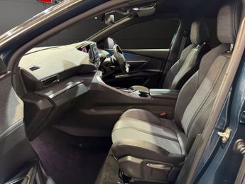 PEUGEOT 3008 1.5 BlueHDi Allure Premium + SUV 5dr Diesel EAT Euro 6 (s/s) (13