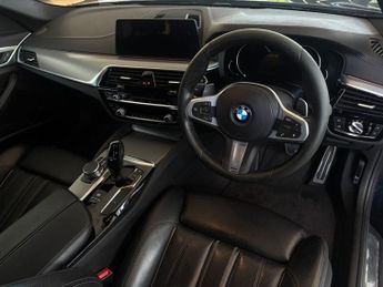 BMW 5 SERIES 2.0 520d M Sport Touring 5dr Diesel Auto Euro 6 (s/s) (190 ps)