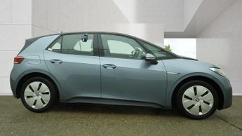 VOLKSWAGEN ID.3 Pro Performance 58kWh Life Hatchback 5dr Electric Auto (204 ps)