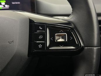 MG Mg4 51kWh SE Hatchback 5dr Electric Auto (170 ps)