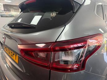 NISSAN QASHQAI 1.3 DIG-T Tekna SUV 5dr Petrol DCT Auto Euro 6 (s/s) (160 ps)