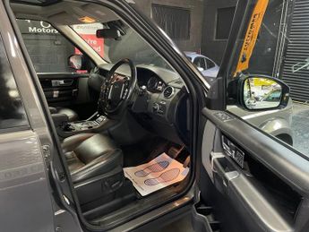 LAND ROVER DISCOVERY 4 3.0 SD V6 Landmark SUV 5dr Diesel Auto 4WD Euro 6 (s/s) (256 bhp