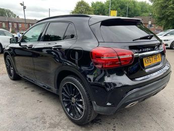MERCEDES-BENZ GLA 2.1 GLA220d AMG Line (Premium) SUV 5dr Diesel 7G-DCT 4MATIC Euro