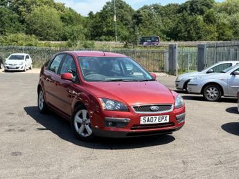Ford Focus 1.6 Zetec Climate Hatchback 5dr Petrol Automatic (184 g/km, 99 b