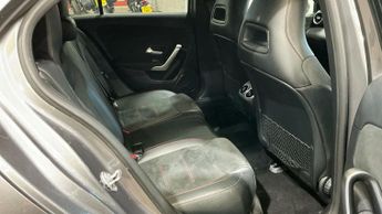 MERCEDES-BENZ A-CLASS 2.0 A220d AMG Line Hatchback 5dr Diesel 8G-DCT Euro 6 (s/s) (190