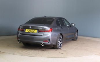 BMW 3 SERIES 2.0 320d Sport Saloon 4dr Diesel Auto Euro 6 (s/s) (190 ps) Park