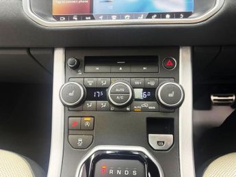 LAND ROVER RANGE ROVER EVOQUE 2.0 TD4 HSE Dynamic SUV 5dr Diesel Auto 4WD Euro 6 (s/s) (180 ps
