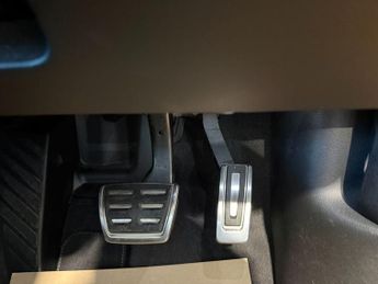 AUDI A3 1.6 TDI 30 S line Saloon 4dr Diesel S Tronic Euro 6 (s/s) (116 p