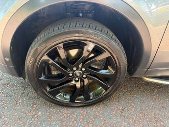 LAND ROVER DISCOVERY SPORT 2.0 SD4 HSE Dynamic Lux SUV 5dr Diesel Auto 4WD Euro 6 (s/s) (24