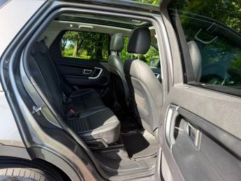 LAND ROVER DISCOVERY SPORT 2.0 SD4 HSE Dynamic Lux SUV 5dr Diesel Auto 4WD Euro 6 (s/s) (24