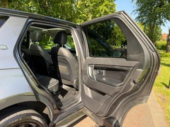 LAND ROVER DISCOVERY SPORT 2.0 SD4 HSE Dynamic Lux SUV 5dr Diesel Auto 4WD Euro 6 (s/s) (24