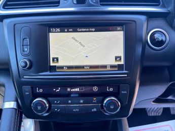 RENAULT KADJAR 1.5 dCi Signature Nav SUV 5dr Diesel EDC Euro 6 (s/s) (110 ps)