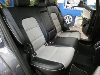 KIA SPORTAGE 1.6 T-GDi GT-Line S SUV 5dr Petrol DCT AWD Euro 6 (s/s) (174 bhp
