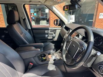 LAND ROVER DISCOVERY 4 3.0 SD V6 SE Tech SUV 5dr Diesel Auto 4WD Euro 6 (s/s) (256 bhp)
