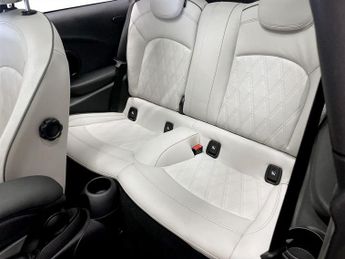 MINI HATCH 1.5 Cooper Exclusive Hatchback 3dr Petrol Steptronic Euro 6 (s/s