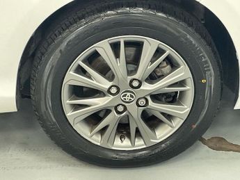 TOYOTA YARIS 1.5 VVT-i Icon Hatchback 5dr Petrol Manual Euro 6 (111 ps) - AA 