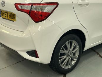 TOYOTA YARIS 1.5 VVT-i Icon Hatchback 5dr Petrol Manual Euro 6 (111 ps) - AA 