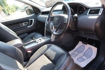 LAND ROVER DISCOVERY SPORT 2.0 TD4 SE Tech SUV 5dr Diesel Auto 4WD Euro 6 (s/s) (180 ps)
