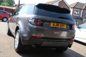 LAND ROVER DISCOVERY SPORT 2.0 TD4 SE Tech SUV 5dr Diesel Auto 4WD Euro 6 (s/s) (180 ps)